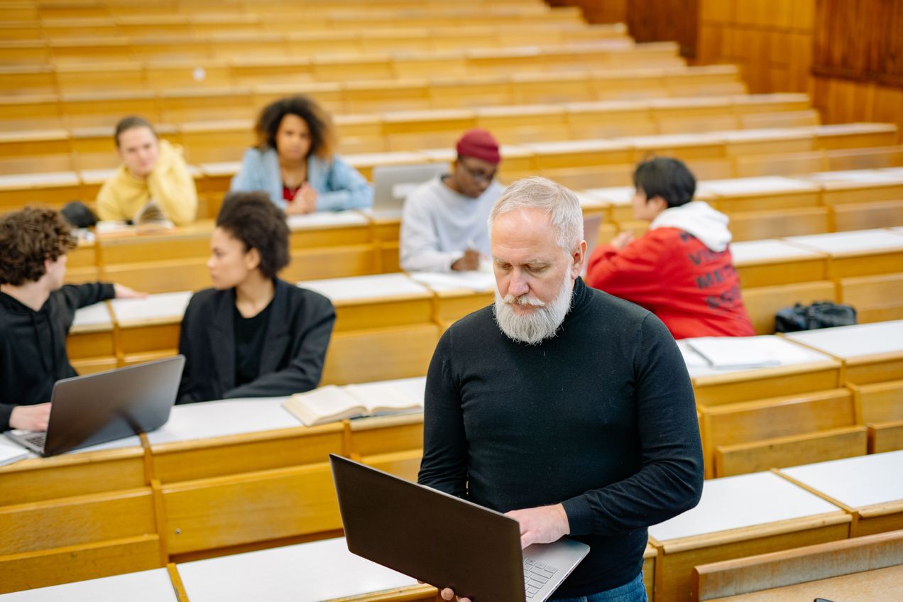 The workforce online masters programs forgot: Deskless, disconnected, disengaged